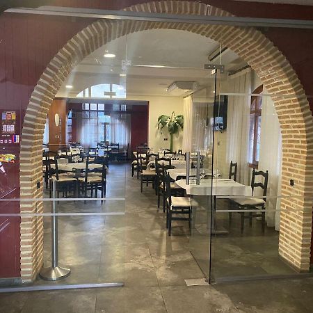 Hostal El Botero Monreal del Campo Zewnętrze zdjęcie